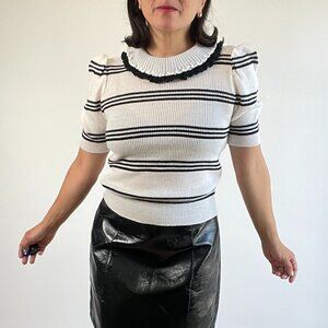 70s Vintage Short Sleeve Ruffle Collar Knit Sweater Size M